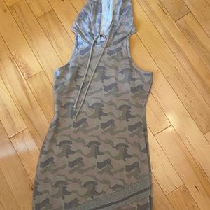 Venus - sleeveless hoodie dress